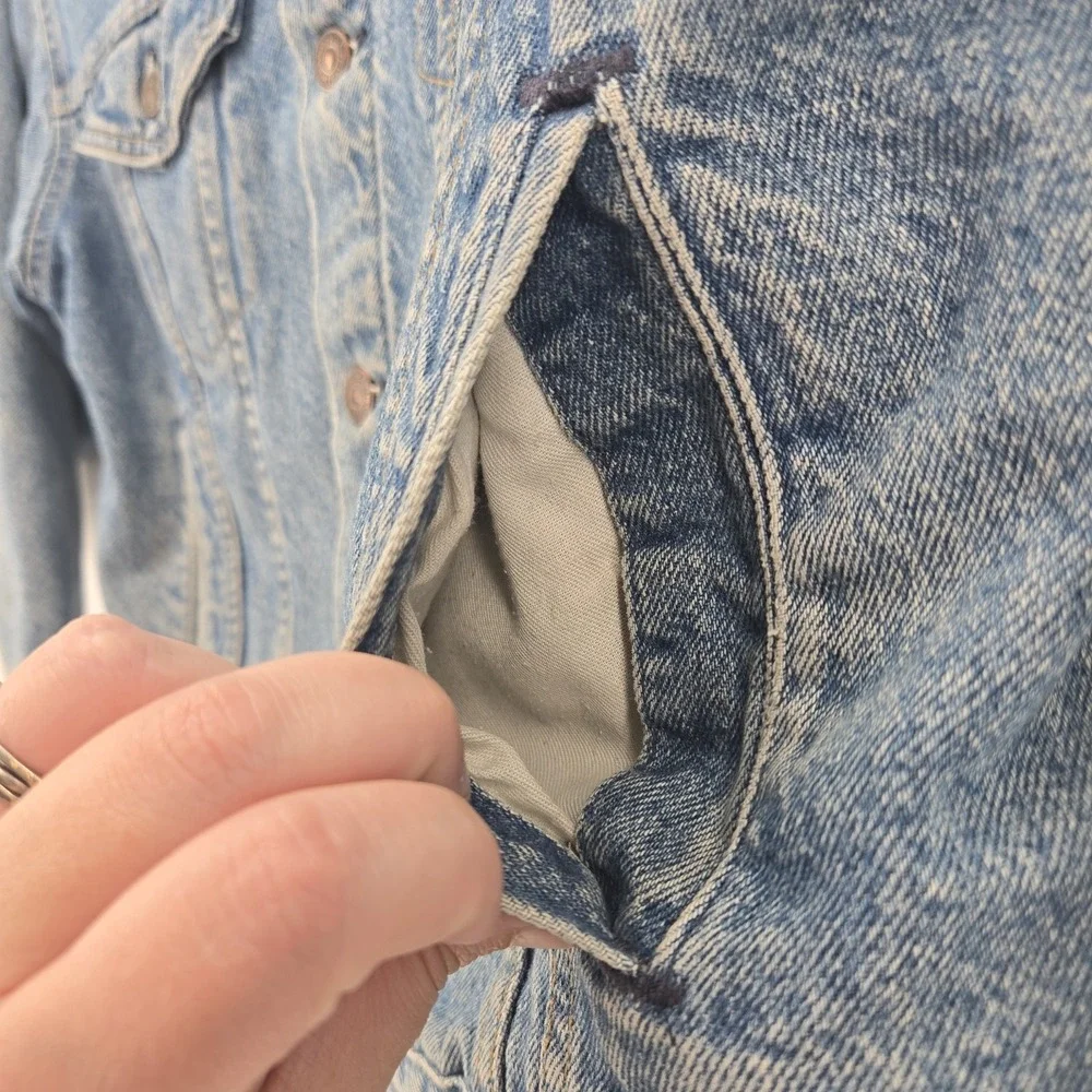 Vtg Levis Jacket Denim Trucker 80s 90s 70507-0314 USA Distressed Fade Blanket M